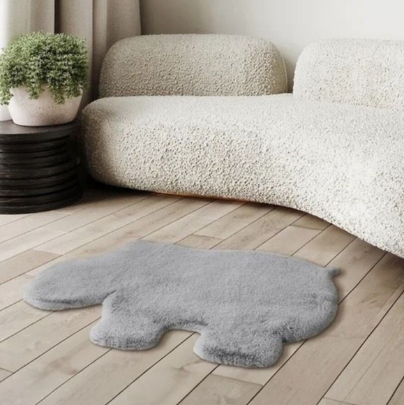 Mon Chateau Faux Fur Shaped Rug, hippo nwt - Picture 1 of 5